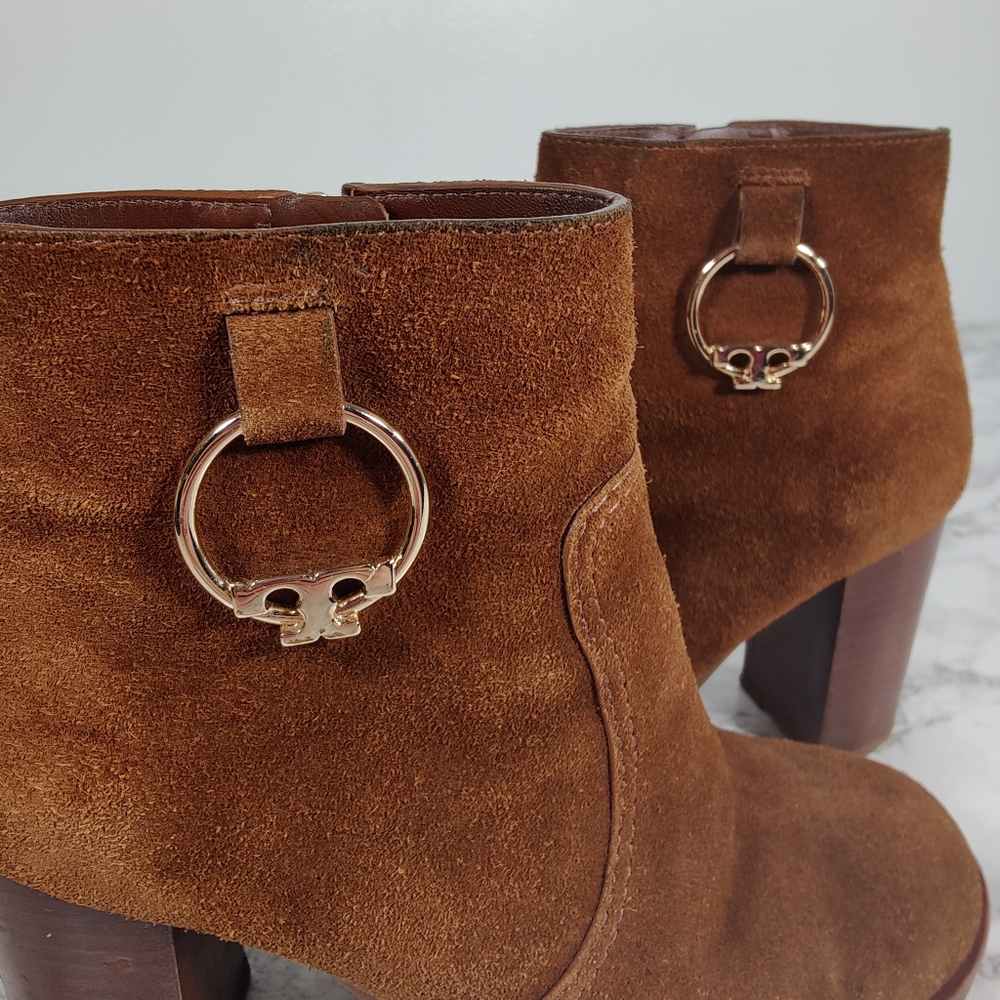 Tory Burch Sofia Lug Sole Booties Brown Suede Size 6 - Picture 5 of 16